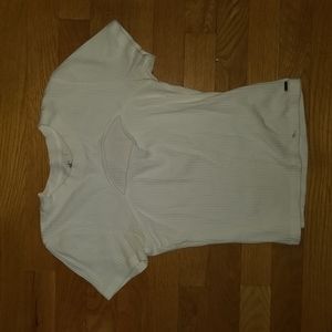 Hollister baby tee in white size medium